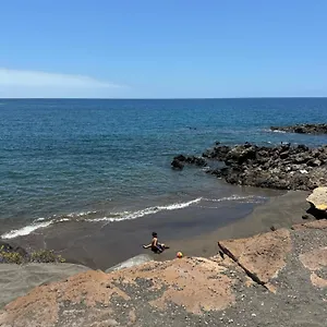 https://villa-carmen-abades-tenerife.in-canary-islands.com